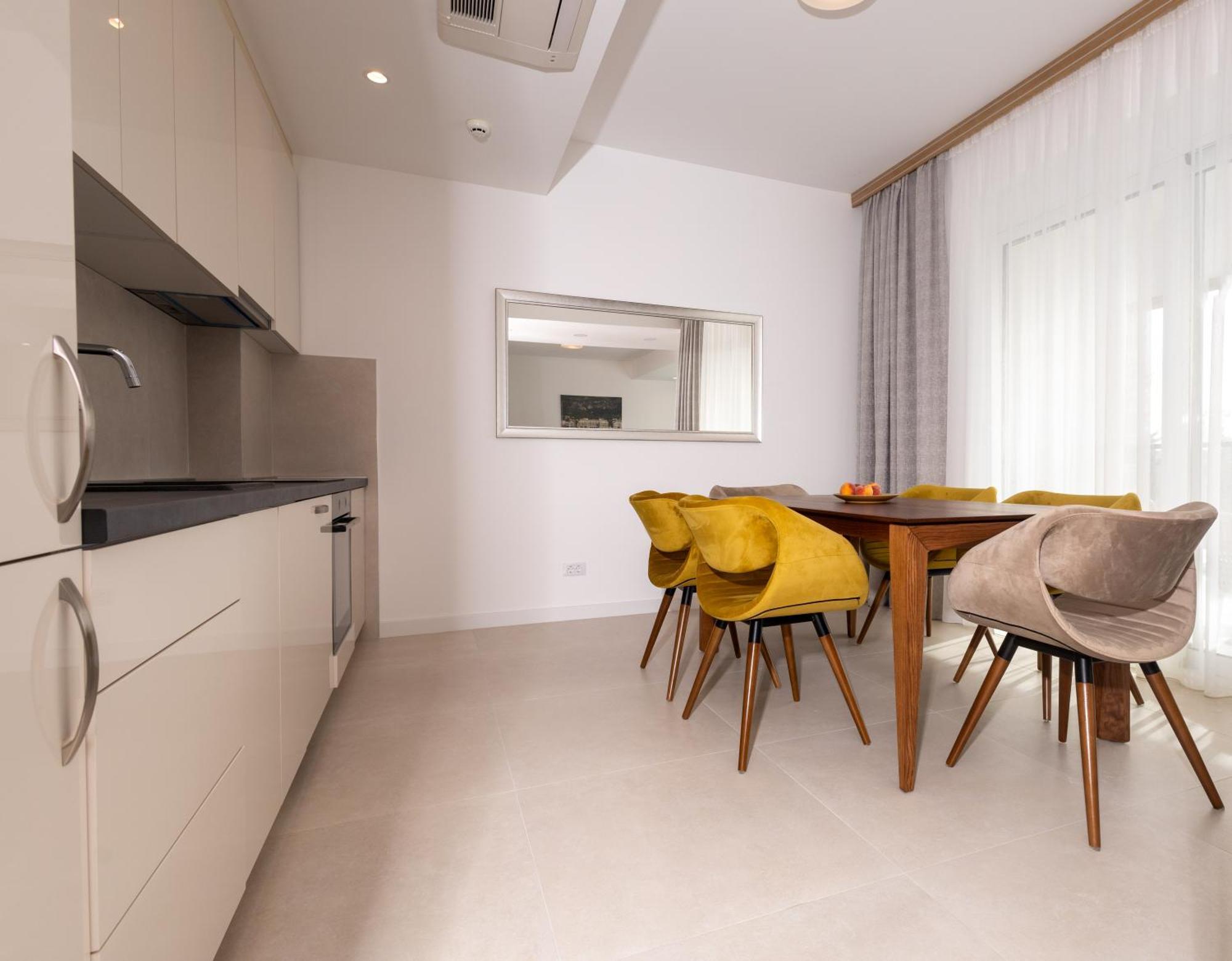 Panorama Bay Luxury Apartments Kotor Buitenkant foto