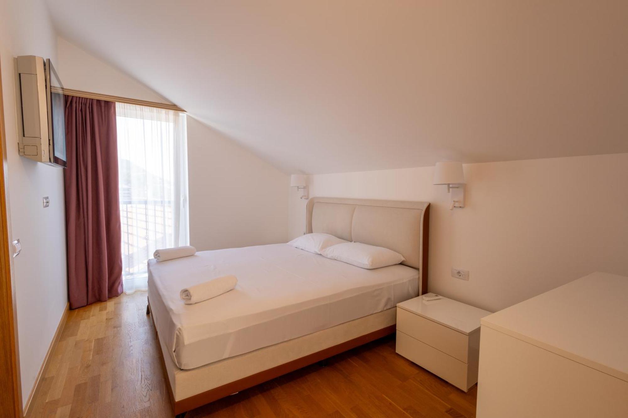 Panorama Bay Luxury Apartments Kotor Buitenkant foto