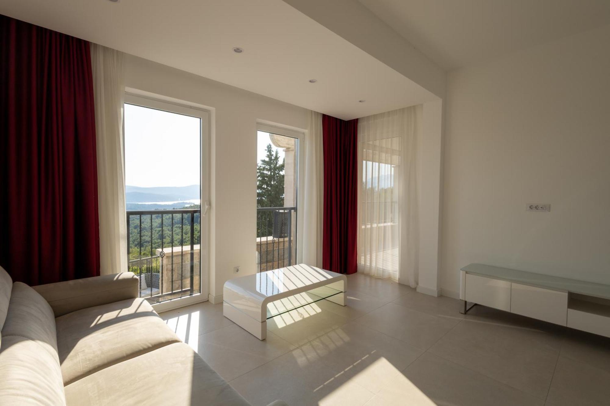 Panorama Bay Luxury Apartments Kotor Buitenkant foto