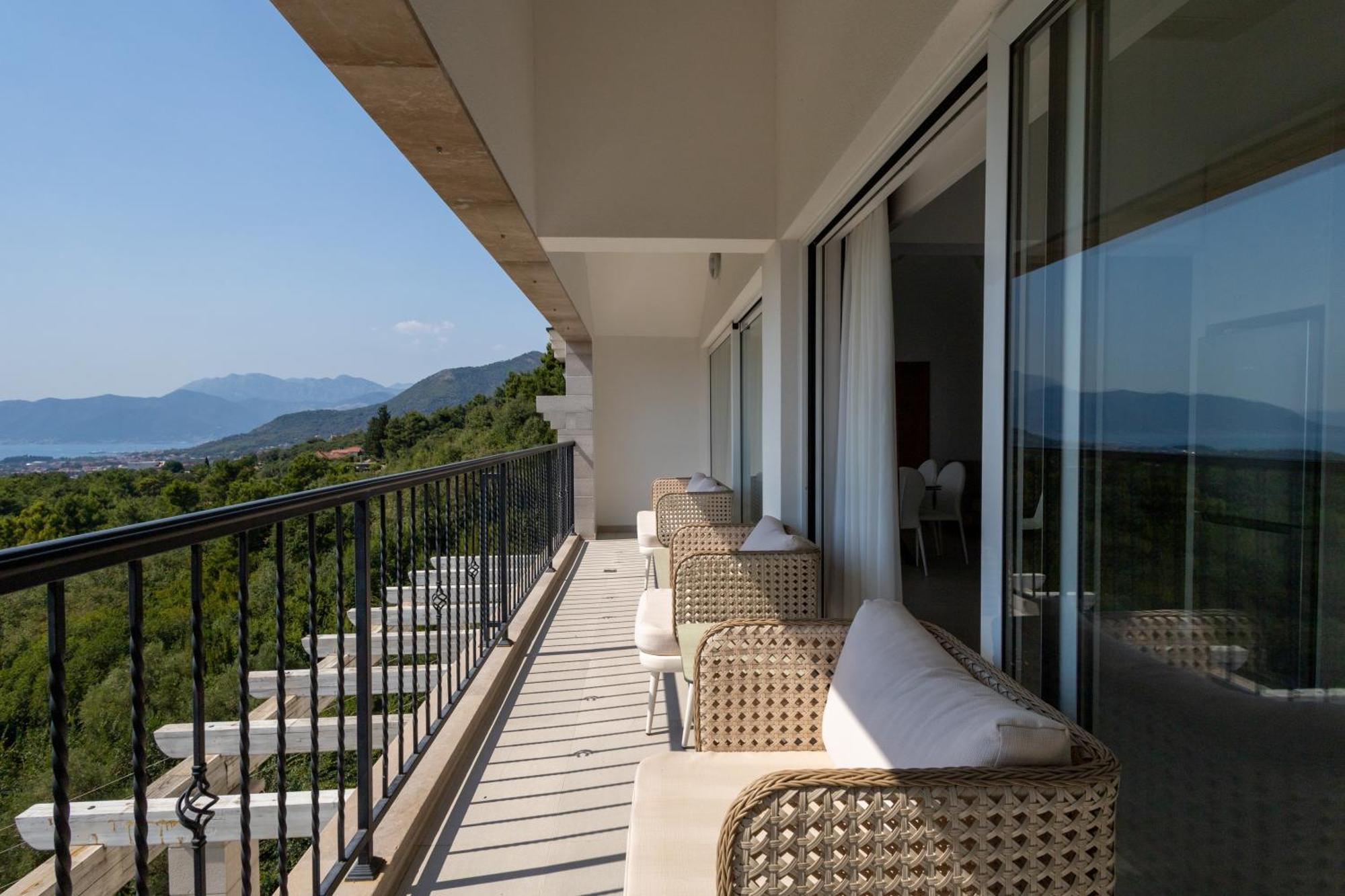 Panorama Bay Luxury Apartments Kotor Buitenkant foto